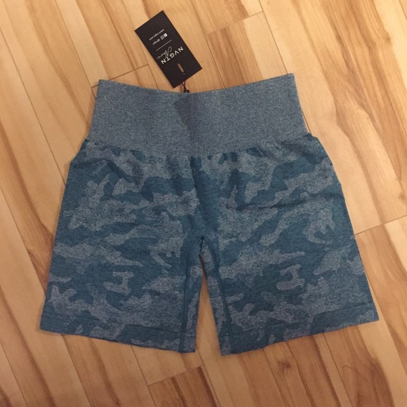 NVGTN camo shorts in Teal blue - Picture 2 of 3